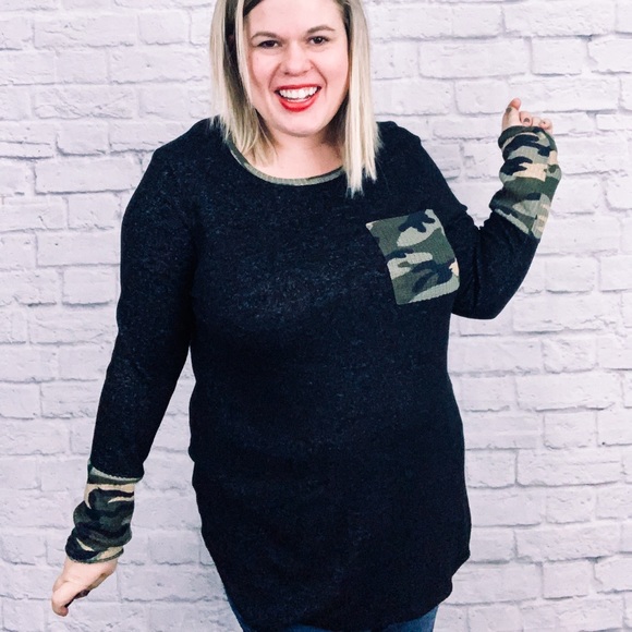 NWT Camo Pocket Sweater Heathered Gray - Picture 2 of 6